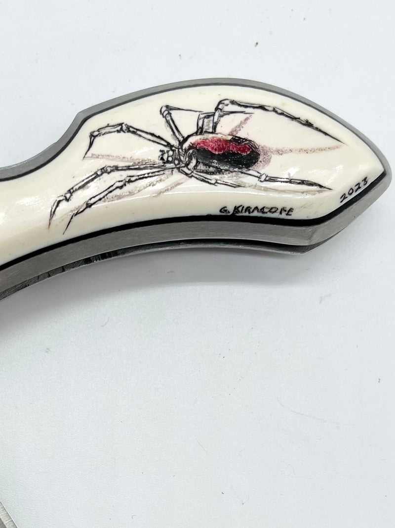 Scrimshaw Spyderco pocket knife