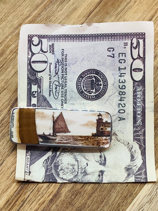 Scrimshaw Money Clip w/ Round Island