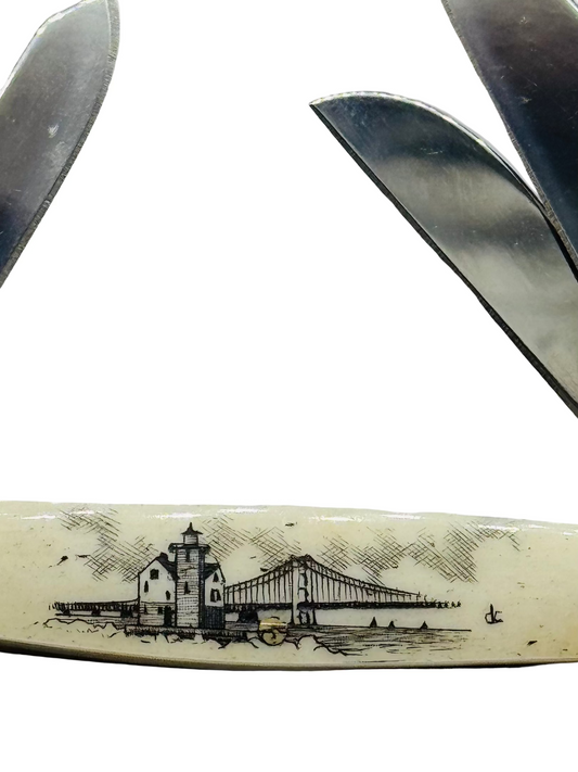 Limited Edition Round Is. Lighthouse Mackinac Bridge Pen Knife