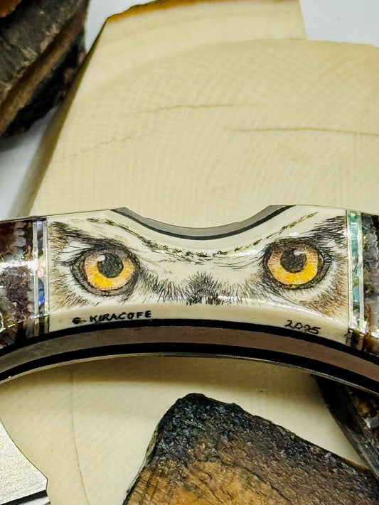 Scrimshaw Spyderco Pocket Knife