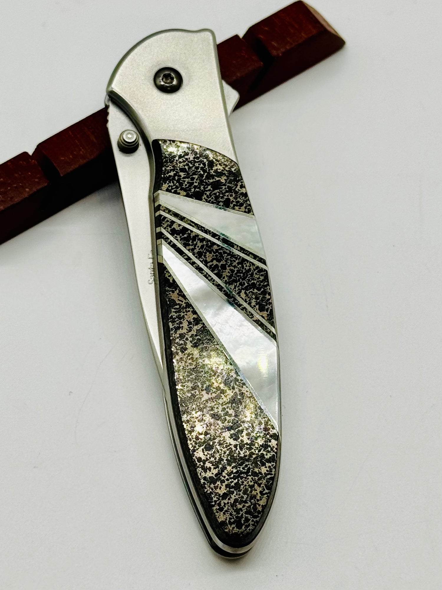 Apache Gold Kershaw Leek