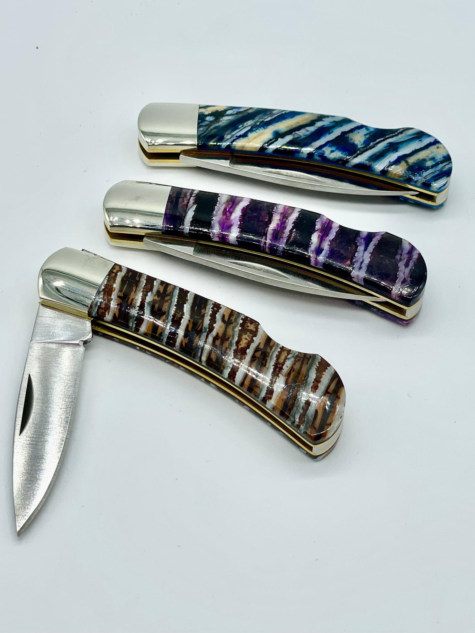 Mammoth Tooth Lock Back Pocket Knife (Double Sided)